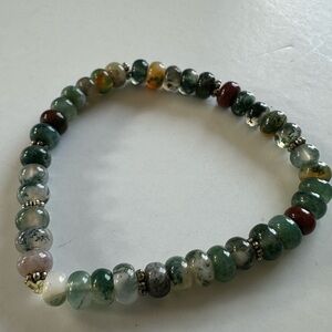 Stone beaded bracelet fits up to 7in wrist S